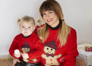 MAGLIONI NATALIZI E PAILLETTES: 2 IDEE LOOK PER NATALE Maglione natalizio oviesse